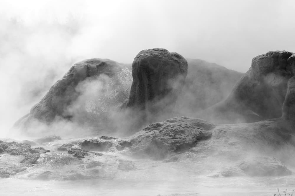 南部溫泉露營區-歡迎造訪露營地圖為您精選的台灣南部的溫泉露營區！在天然的溫泉中浸泡，感受暖暖的泉水舒緩全身的疲憊！